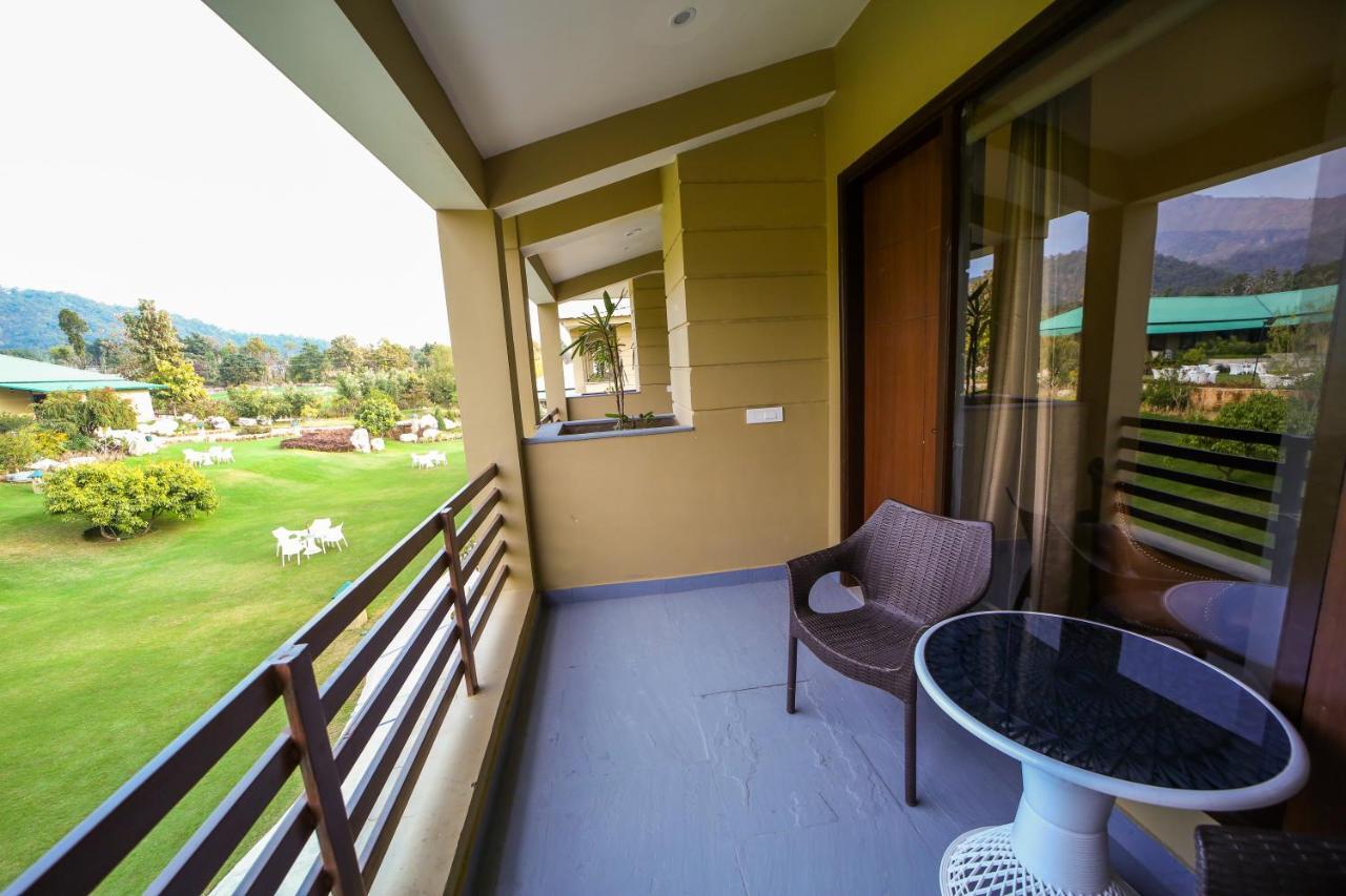 Corbett The Baagh Spa & Resort Rāmnagar Exterior foto